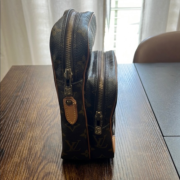 Vintage Louis Vuitton Monogram Amazon  Bag - Picture 4 of 12